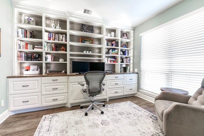 Building Photo - 29110 Weldons Forest Ct