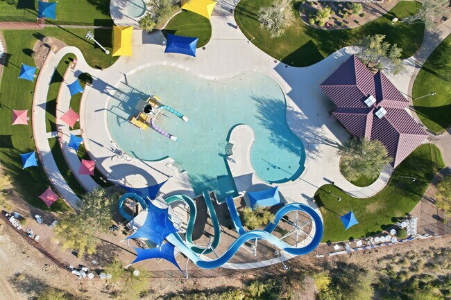 Building Photo - 1711 W Twain Ct