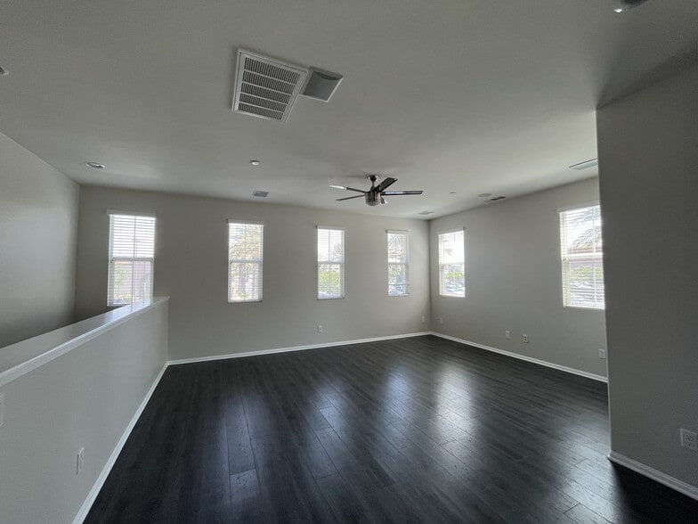 Building Photo - 12432 Constellation St