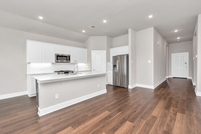 Building Photo - The Linden – Modern Comfort Meets Resort-Style Living