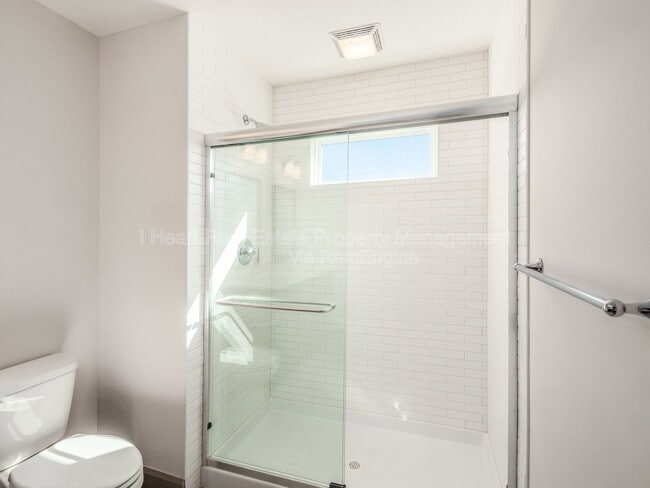 Building Photo - 130 N Guilford Ave