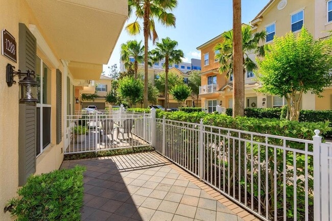 Building Photo - 1288 Bolton Pl