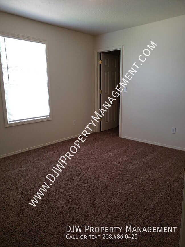 Building Photo - 9706 W Shelterwood Dr