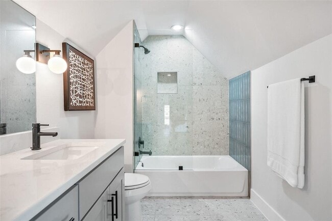 Building Photo - 5109 Stone Gate Dr