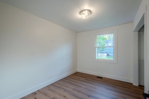 Building Photo - 3309 Niagara Dr