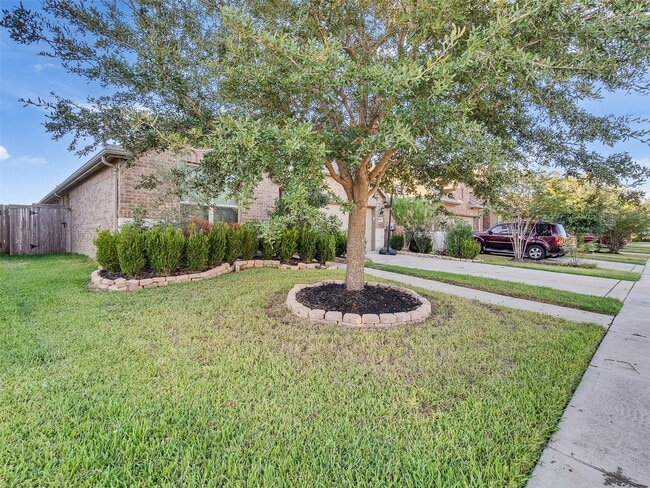 Building Photo - 11119 Mineral Island Ln