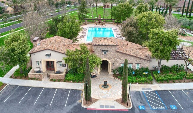 Building Photo - Four Bedroom Home in the Harlan Ranch Community
