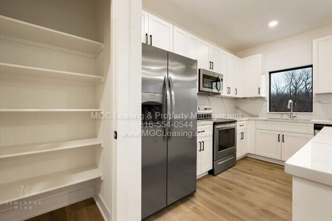 Building Photo - Ayden Place Townhome
