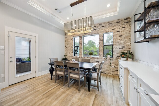 Building Photo - 1519 Richelieu Ln