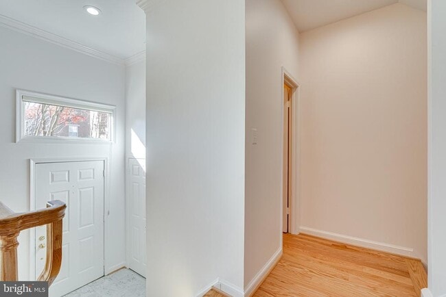 Building Photo - 1423 McLean Mews Ct