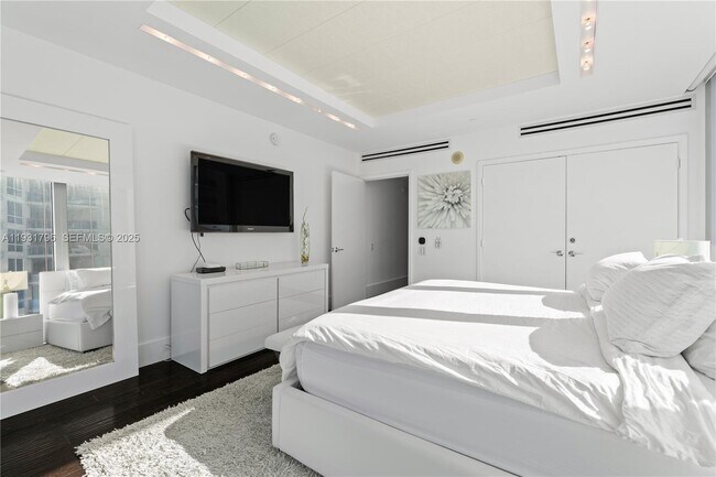 Building Photo - 6799 Collins Ave