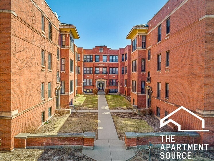 Building Photo - 3925 N Keeler Ave