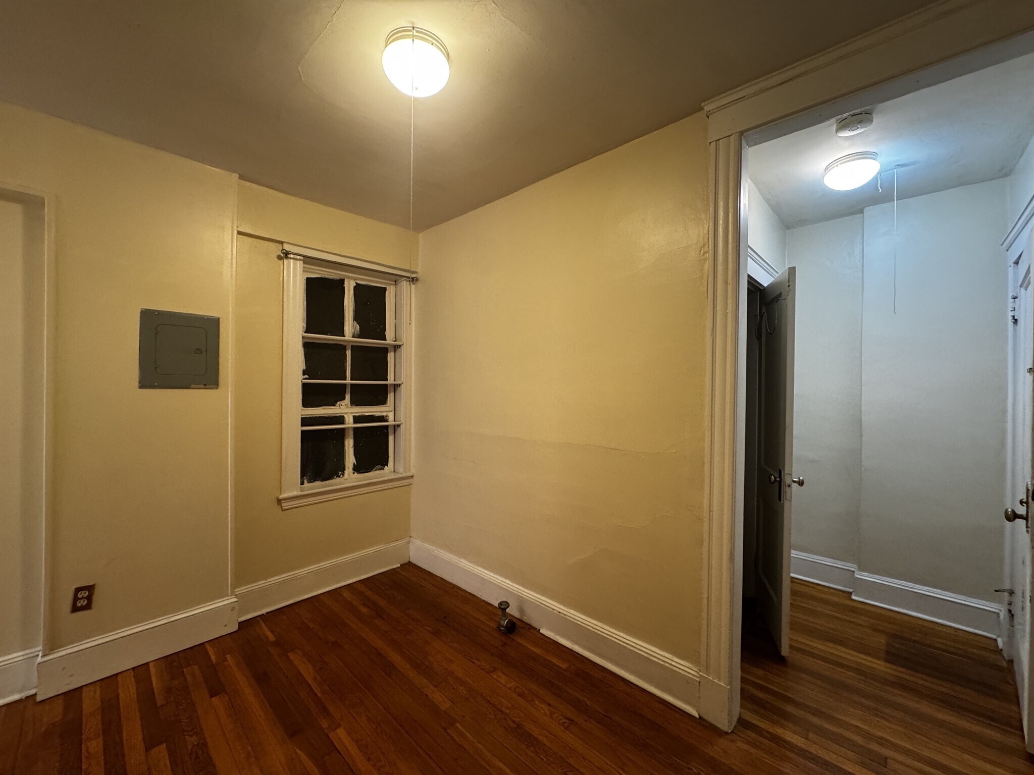 Building Photo - 6 Agassiz St