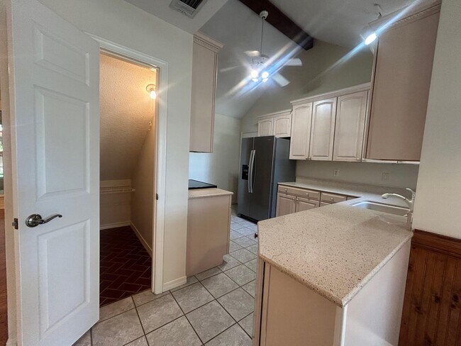 Building Photo - 310 Shoal River Dr