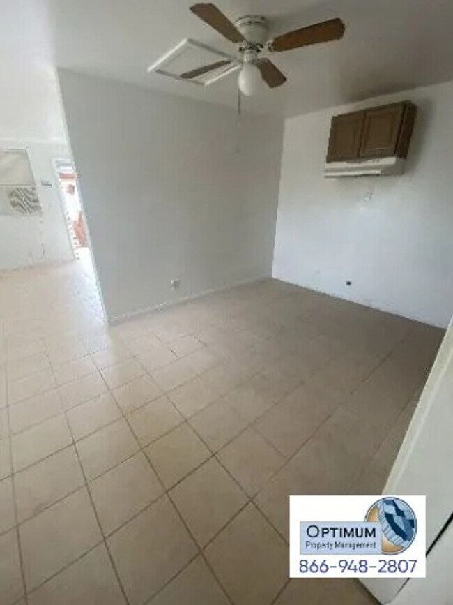 Building Photo - Spacious 1-Bedroom, 1-Bathroom Apartment with Tile Flooring