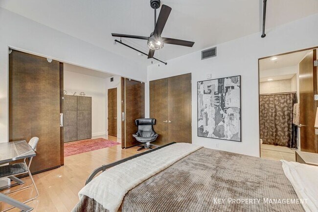 Building Photo - 11441 Allerton Park Dr