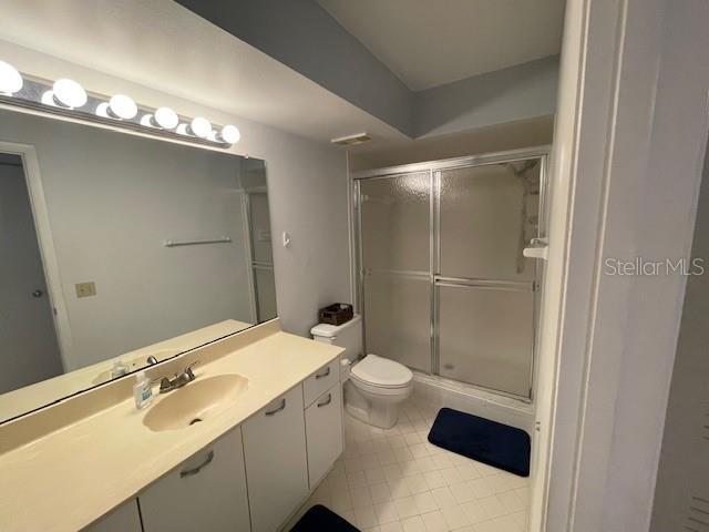 Building Photo - 5701 Bahia Del Mar Cir N