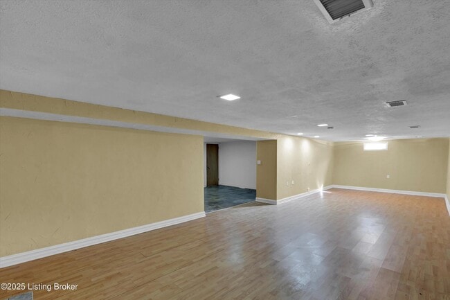 Building Photo - 7405 Ridan Way