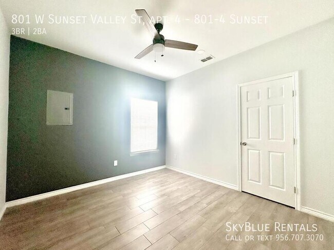 Building Photo - 801 W Sunset Valley St