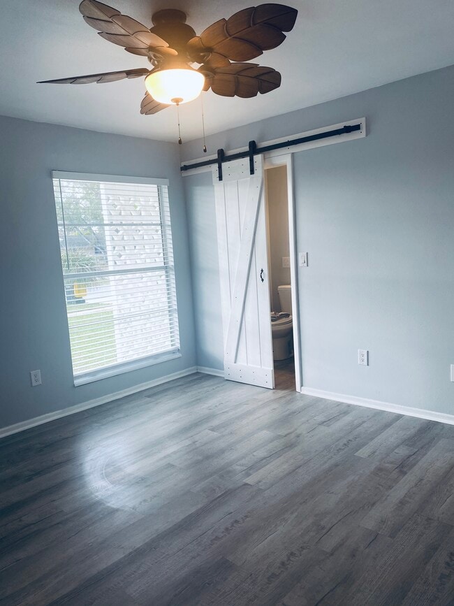 Building Photo - 793 Bianca Dr NE