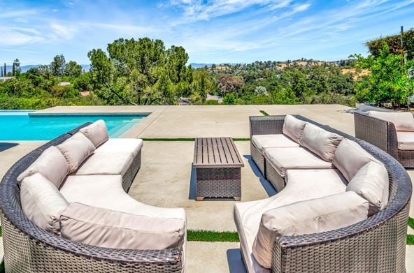 Building Photo - 22374 Algunas Rd