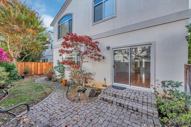 Building Photo - Spacious 4 Bedroom Home. Located in Cupertino