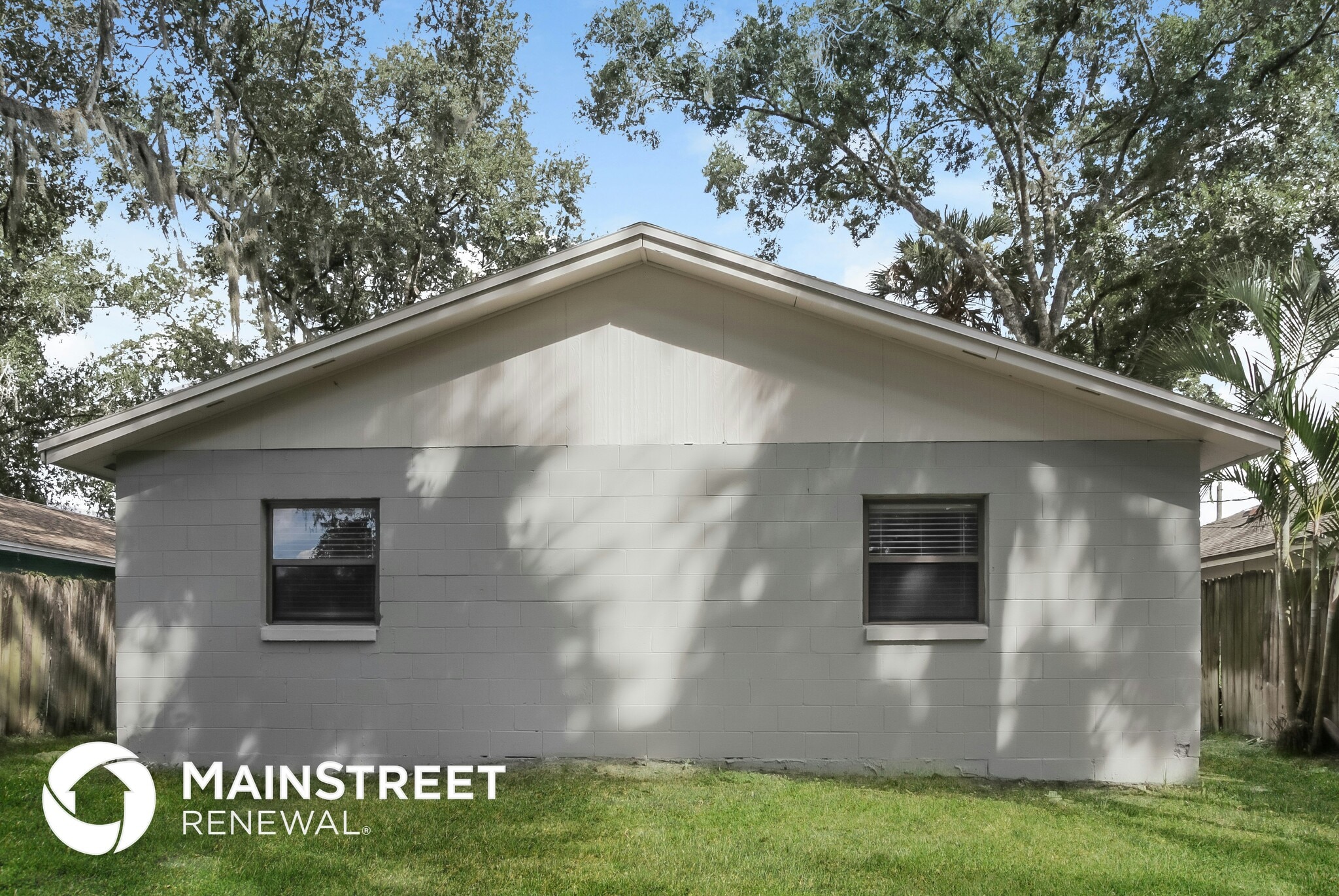 Building Photo - 1310 Cypress Ave