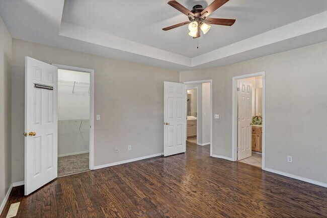 Building Photo - 5911 S Farm Rd 157