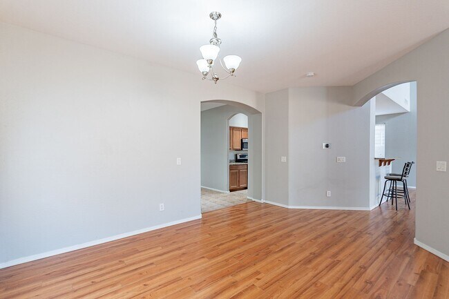 Building Photo - Stunning Two Story in Laveen!