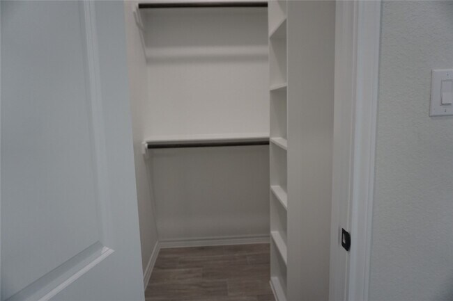 Building Photo - 9761 Black Gum