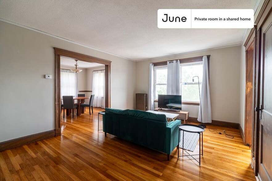 Building Photo - Room in Shared 4 bed/1 bath home in Somerville