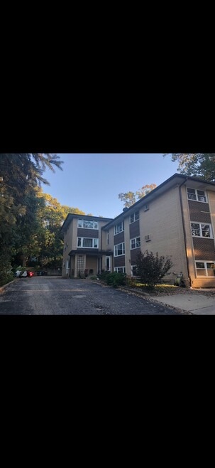 Building Photo - 8285 Archer Ave