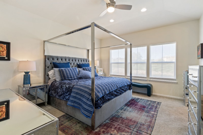 Building Photo - 1940 Shadow Lake Dr