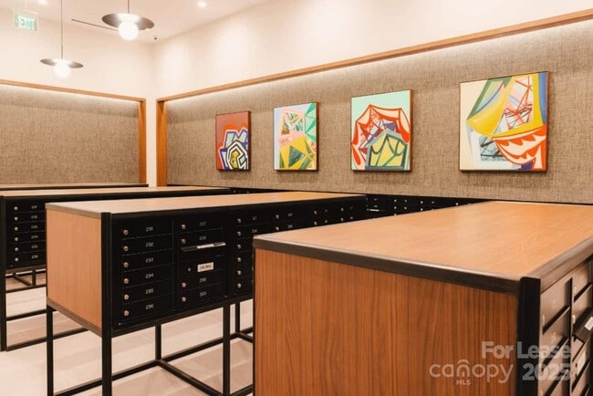 Building Photo - 2161 Hawkins St