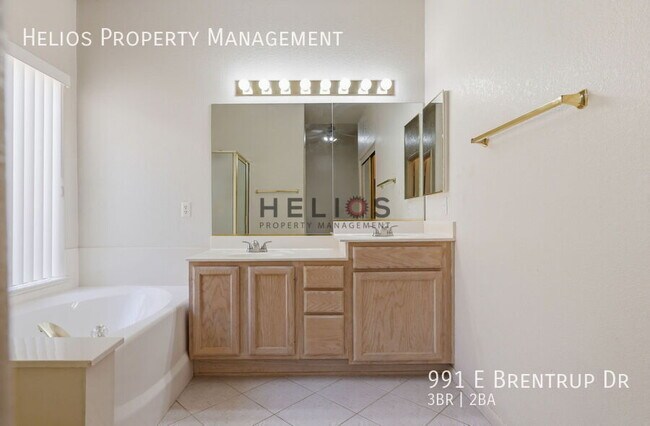 Building Photo - 991 E Brentrup Dr