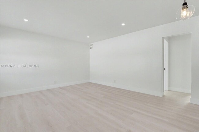 Building Photo - 55 SW 13th St