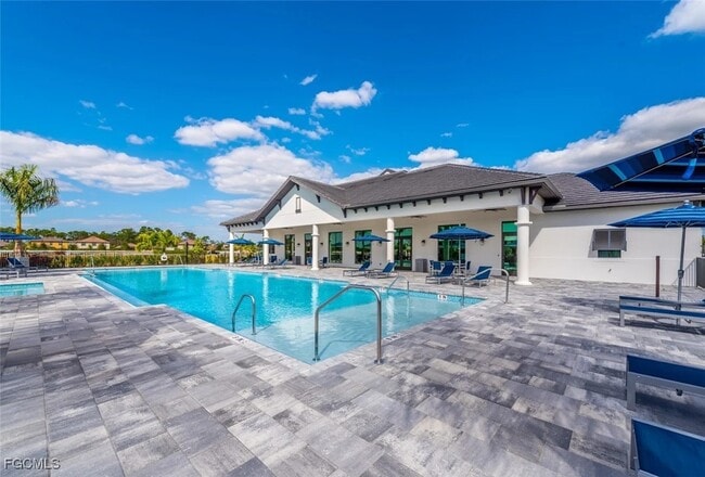 Building Photo - 7584 Carnegie Way