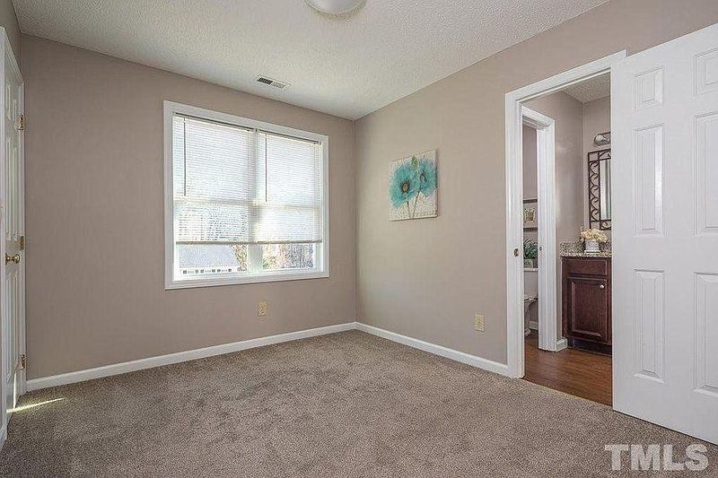 Building Photo - 515 Brent Rd