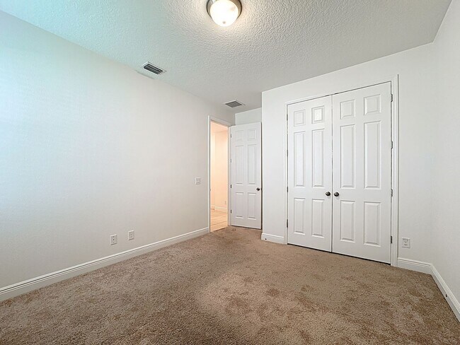 Building Photo - Hanover Lakes-2889 Nottel Drive St. Cloud