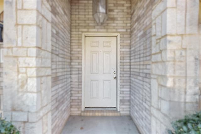 Building Photo - 7544 Fresh Springs Rd