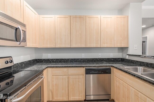 Building Photo - 11640 N Tatum Blvd