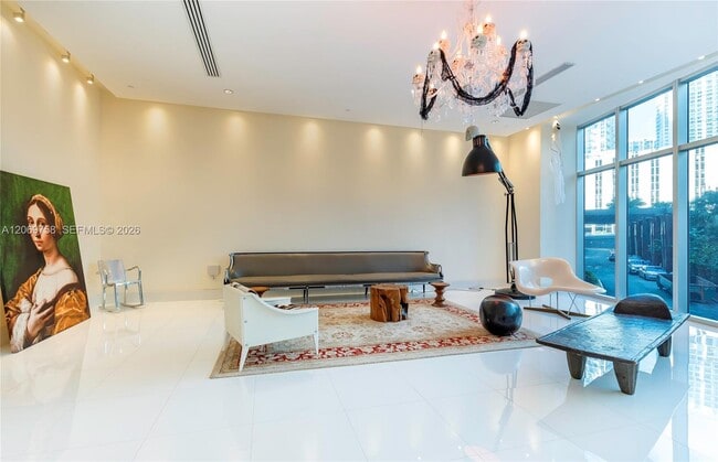 Building Photo - 475 Brickell Ave