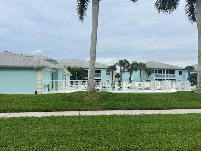 Building Photo - 5771 Sabal Trace Dr