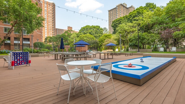 Interior Photo - Kips Bay Court