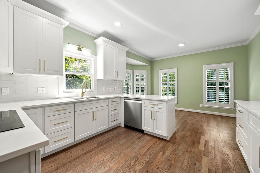 Building Photo - 3071 Lenox Rd NE