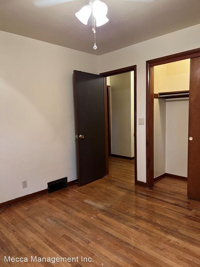 Building Photo - 3 br, 2 bath House - 221 Campbell Hill Rd.