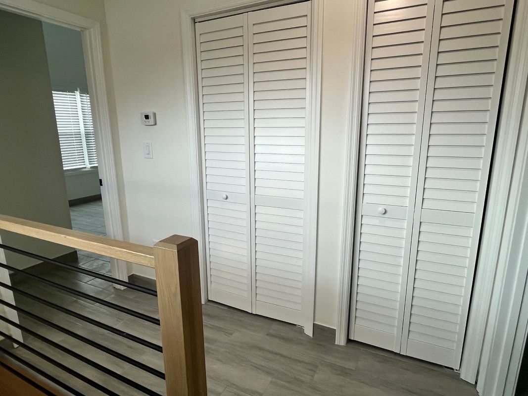 Building Photo - 4500 Kings Lake Dr