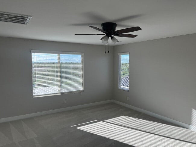 Building Photo - 23914 N 148th Dr