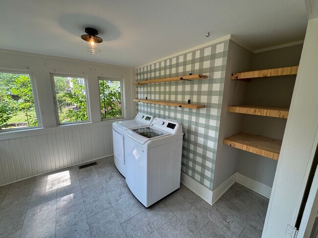 Building Photo - Contact Chad Taylor 501-231-7612
