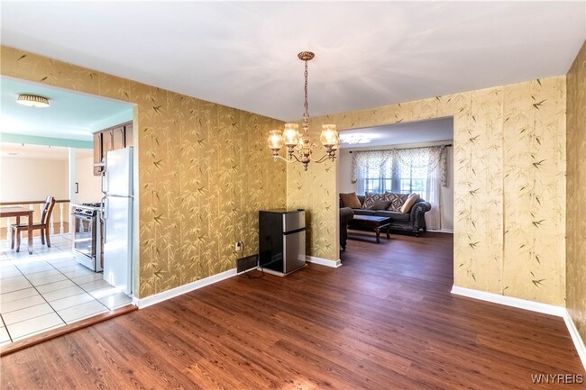 Building Photo - 481 Sagewood Terrace